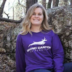 Meet your Posher, Shelby